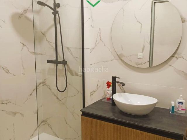 Piso en venta en Cangas, Coiro. Apartamento cerca de Playa Rodeira. Pisos.