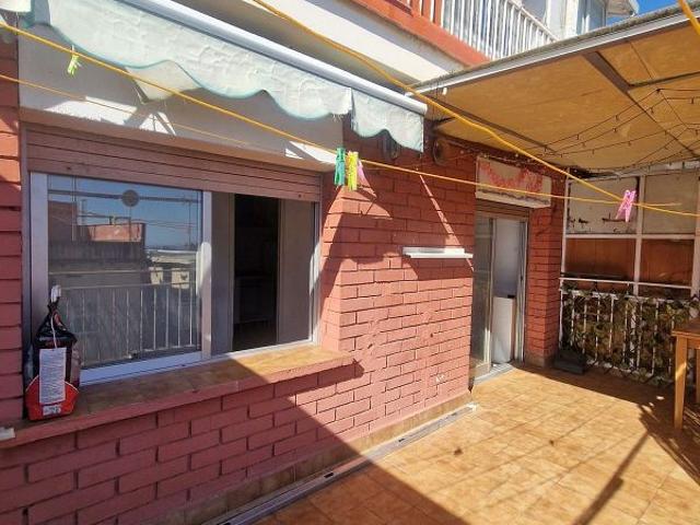 Ático en venta en calle Torres, Barcelona, de 60 m² 2 habitaciones por 199.000