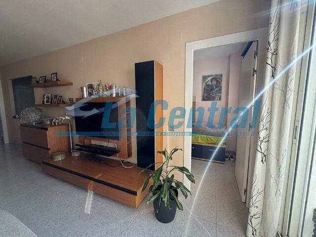 Ático en venta en calle València, Sénia, la, de 81 m² 3 habitaciones por 98.000