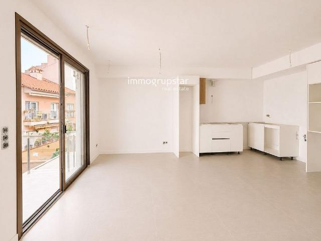 Ático en venta en calle Alba, Palamós, de 61 m² 2 habitaciones por 310.000