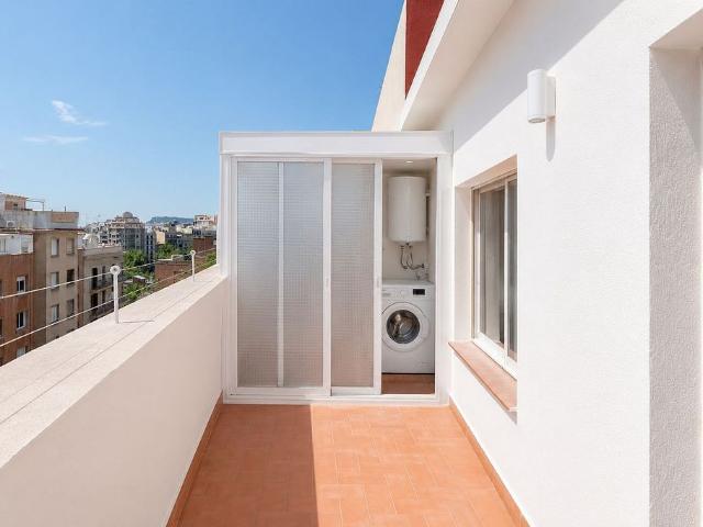 Ático en venta en calle Arago, Barcelona, de 82 m² 2 habitaciones por 519.000