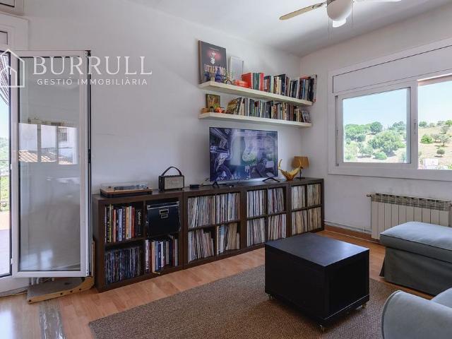 Ático en venta en calle Bruc del, Sant Just Desvern, de 68 m² 2 habitaciones por 399.000