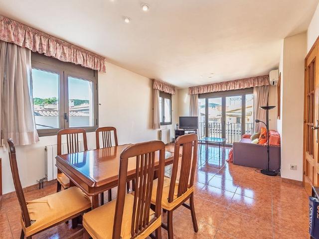 Ático en venta en calle D'antoni de Capmany, Sant Feliu de Guíxols, de 115 m² 2 habitaciones por 280.000