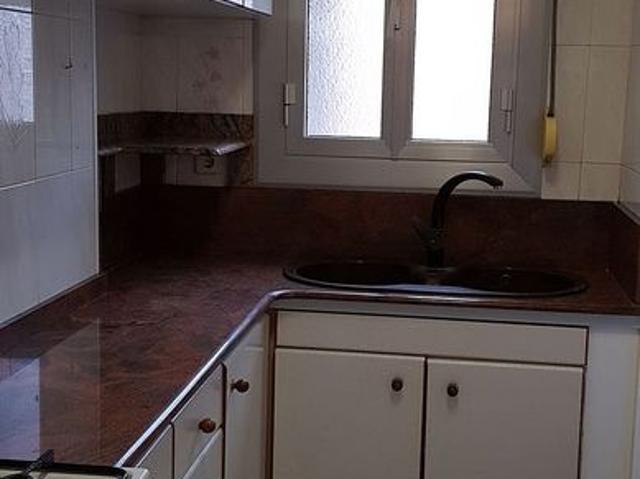 Ático en venta en calle De Bernat Bransi, Barcelona, de 55 m² 2 habitaciones por 305.000