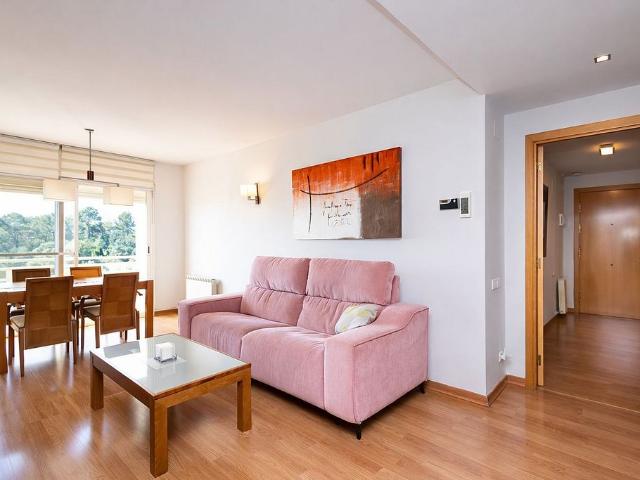 Ático en venta en calle De Clara Campoamor, Gavà, de 95 m² 4 habitaciones por 375.000