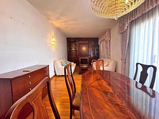 Ático en venta en calle De la Florida, Hospitalet de Llobregat, L´, de 130 m² 4 habitaciones por 365.000
