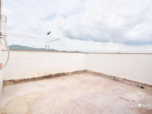 Ático en venta en calle De la Gran Vista, Barcelona, de 48 m² 2 habitaciones por 275.000