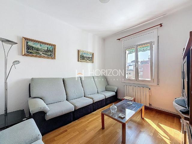 Ático en venta en calle De Las Navas de Tolosa, Barcelona, de 81 m² 4 habitaciones por 379.000