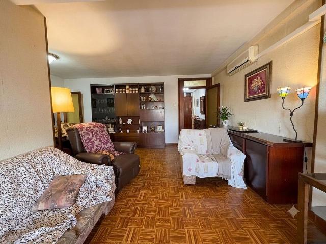 Ático en venta en calle De L'escar, Barcelona, de 103 m² 4 habitaciones por 549.000