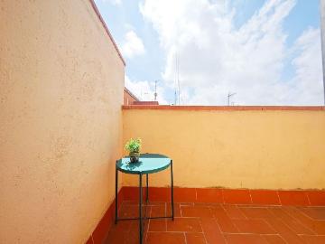 Ático en venta en calle De Llançà, Hospitalet de Llobregat, L´, de 55 m² 2 habitaciones por 155.000