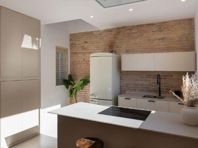 Ático en venta en calle De Maignon, Barcelona, de 57 m² 1 habitación por 347.000