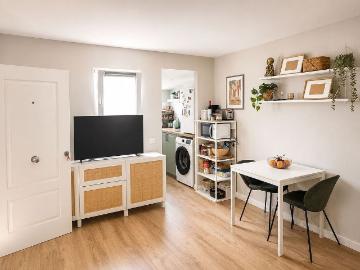 Ático en venta en calle De Milans, Barcelona, de 40 m² 1 habitación por 330.000