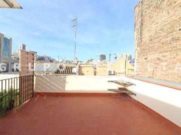 Ático en venta en calle De Montsió, Barcelona, de 102 m² 1 habitación por 365.000