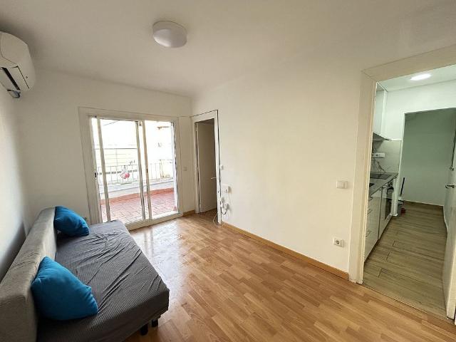 Ático en venta en calle De Pérez Galdós, Badalona, de 50 m² 2 habitaciones por 190.000