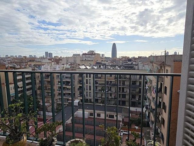 Ático en venta en calle De Provença, Barcelona, de 67 m² 3 habitaciones por 415.000