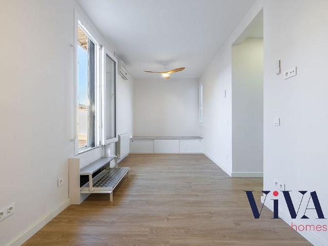 Ático en venta en calle De Provença, Barcelona, de 75 m² 2 habitaciones por 570.000