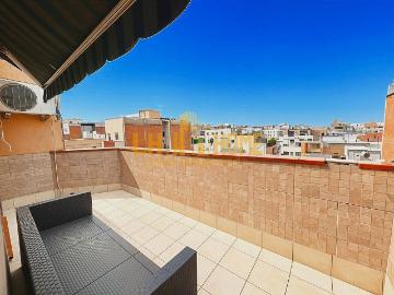 Ático en venta en calle De Rafael Campalans, Hospitalet de Llobregat, L´, de 37 m² 2 habitaciones por 159.000