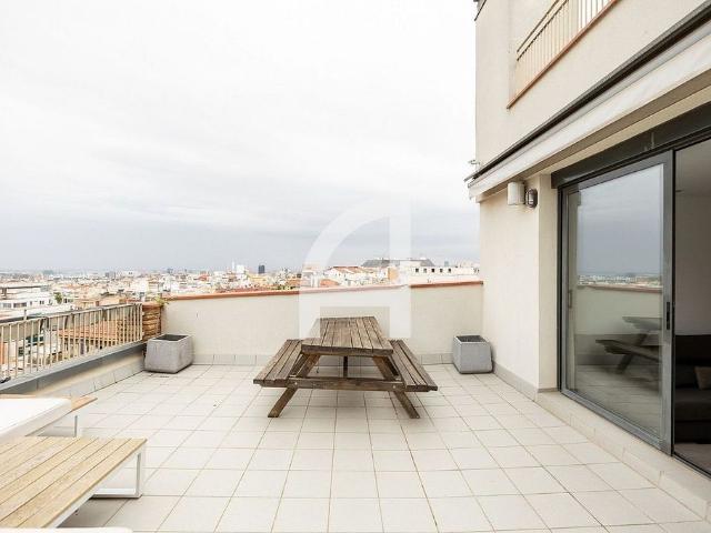 Ático en venta en calle De Reus, Barcelona, de 74 m² 1 habitación por 760.000