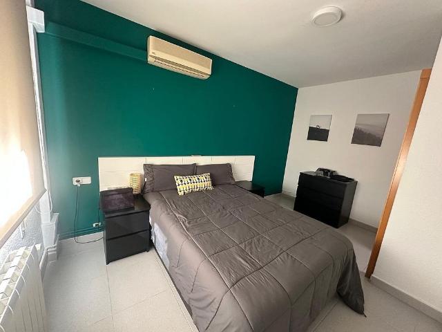 Ático en venta en calle De Sant Daniel, Cerdanyola del Vallès, de 68 m² 3 habitaciones por 245.000