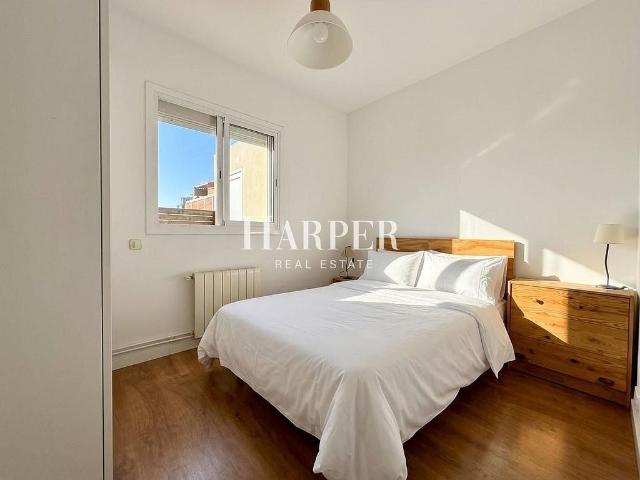 Ático en venta en calle De Sants, Barcelona, de 50 m² 2 habitaciones por 435.000