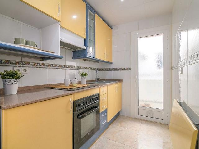 Ático en venta en calle Del Canonge Doctor Auguet, Viladecans, de 57 m² 3 habitaciones por 236.000