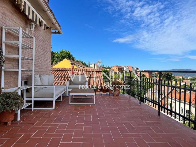 Ático en venta en calle Del Bruc, Sant Just Desvern, de 69 m² 3 habitaciones por 399.000
