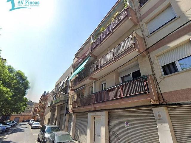 Ático en venta en calle Del Llevat, Viladecans, de 93 m² 4 habitaciones por 242.000