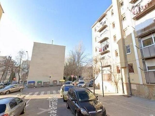 Ático en venta en calle Del Nord, Vilafranca del Penedès, de 928 m² 1 habitación por 161.500
