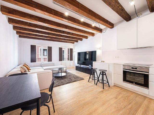 Ático en venta en calle Dels Escudellers, Barcelona, de 140 m² 2 habitaciones por 725.000