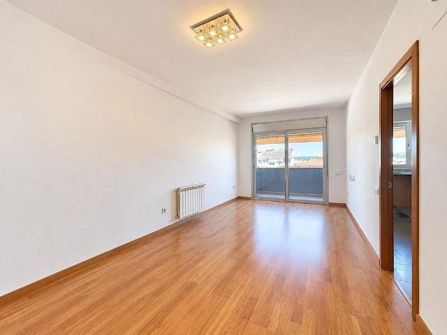 Ático en venta en calle D'estanislau Figueras, Terrassa, de 90 m² 3 habitaciones por 385.000