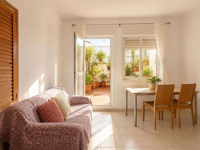 Ático en venta en calle D'evarist Arnús, Barcelona, de 38 m² 2 habitaciones por 370.000