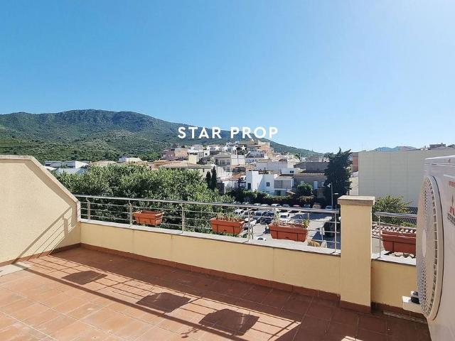 Ático en venta en calle Gardissó, Llançà, de 84 m² 3 habitaciones por 250.000