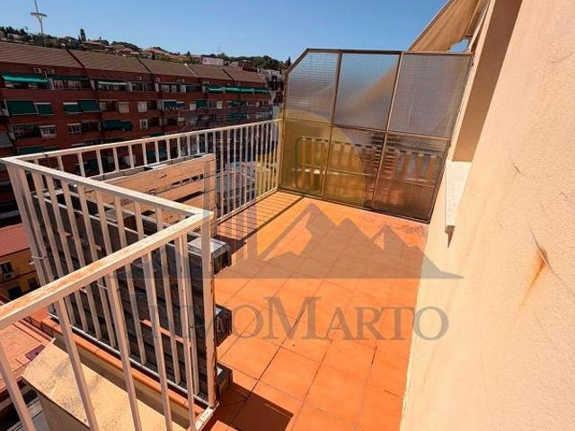 Ático en venta en calle Gran Via de Les Corts Catalanes, Barcelona, de 77 m² 3 habitaciones por 357.500