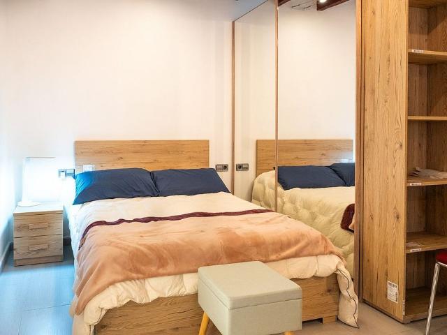 Ático en venta en calle Londres, Barcelona, de 39 m² 1 habitación por 292.000
