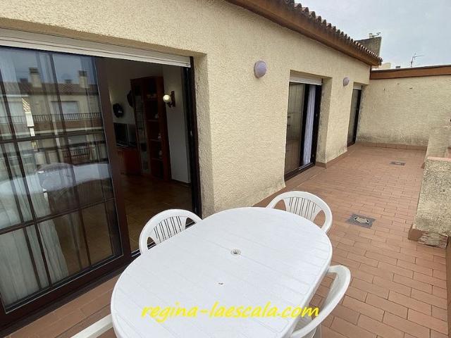 Ático en venta en calle Lluís Borrassà, Escala, L´, de 75 m² 2 habitaciones por 315.000