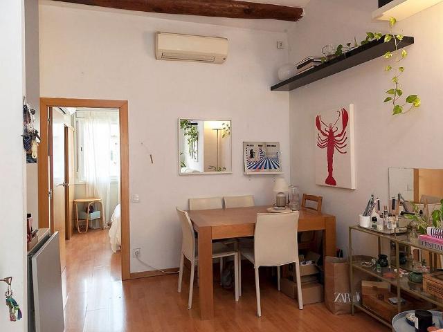 Ático en venta en calle Martinez de la Rosa, Barcelona, de 32 m² 1 habitación por 280.000