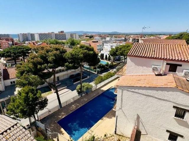 Ático en venta en calle Mediterrània, Torroella de Montgrí, de 86 m² 2 habitaciones por 260.000