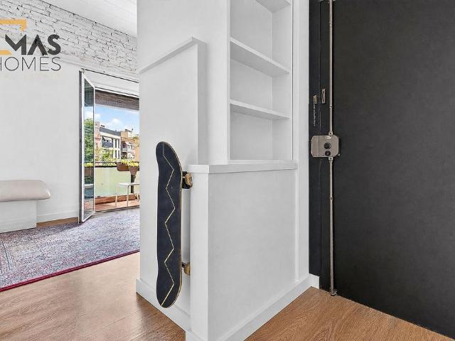 Ático en venta en calle Pallars, Barcelona, de 55 m² 2 habitaciones por 375.000