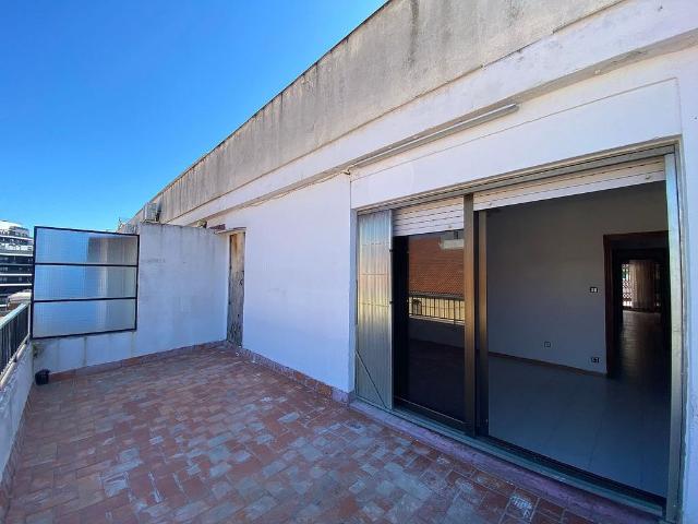 Ático en venta en calle Parcerisa, Barcelona, de 94 m² 3 habitaciones por 549.000