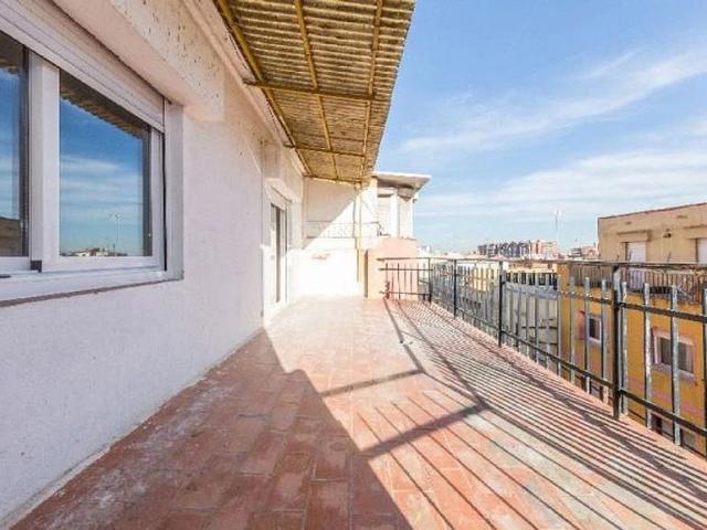 Ático en venta en calle Pintor Rosales, Badalona, de 103 m² 3 habitaciones por 263.350