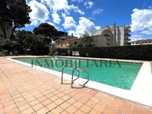 Ático en venta en calle Riells, Escala, L´, de 75 m² 2 habitaciones por 235.000