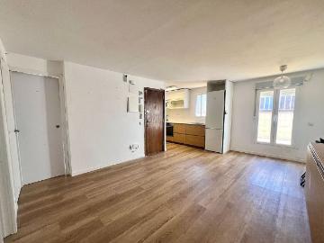 Ático en venta en calle Santiago Apòstol, Hospitalet de Llobregat, L´, de 52 m² 1 habitación por 134.000