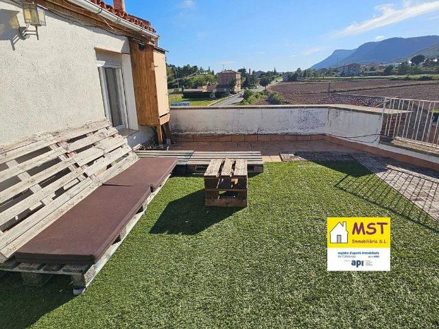 Ático en venta en carretera De Solsona, Berga, de 67 m² 2 habitaciones por 159.000
