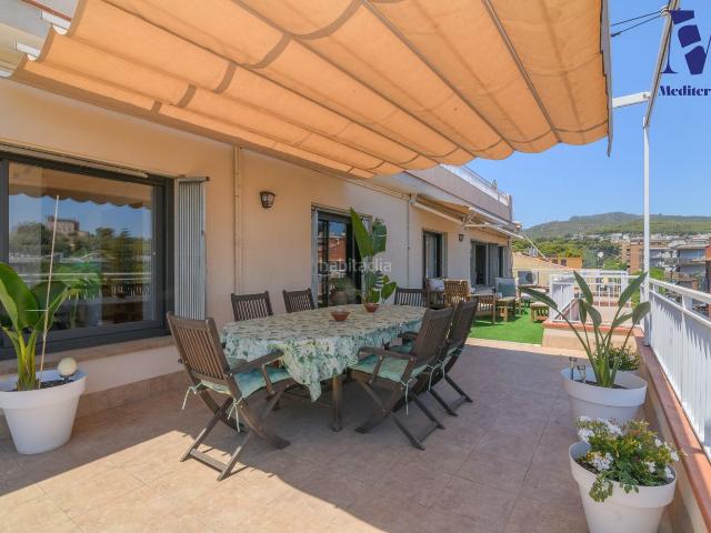 Ático en venta en Castelldefels, Centre. Espectacular ático con terraza de 80 m², en pleno centro de Castelldefels. Áticos.