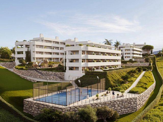 Ático en venta en Castillo de la Duquesa, Málaga Costa del Sol