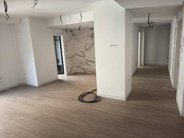 Piso en Venta en Ciudad Jardín Zoco