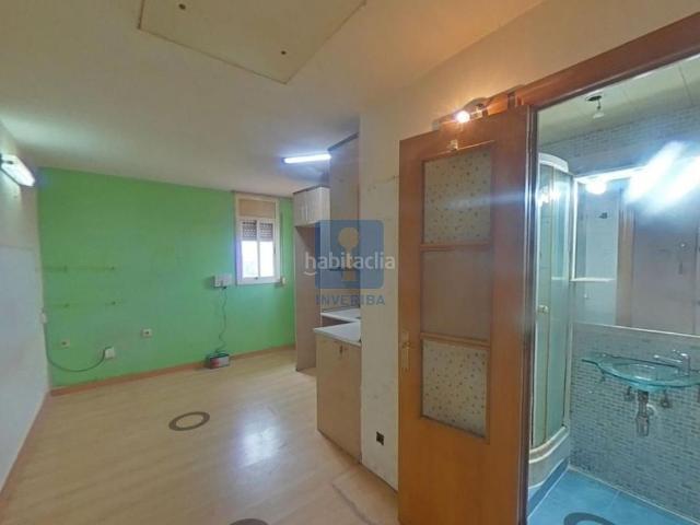 Ático en venta en Cornellà de Llobregat, La Gavarra. Piso en venta en Carretera de Esplugues, Cornellà de Llobregat, Barcelona. Áticos Cornellà de.