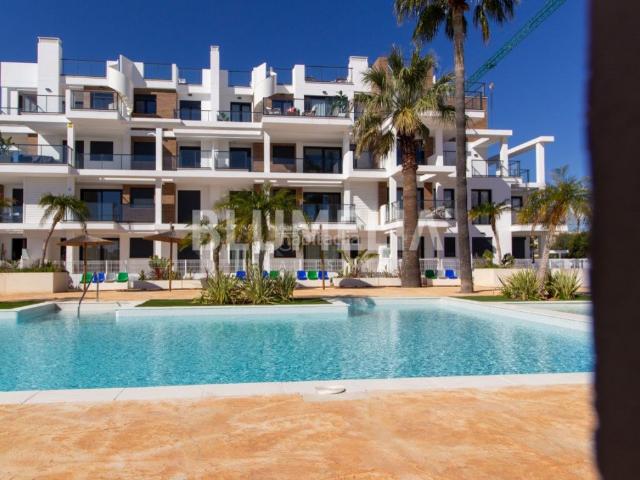 Ático en venta en Dénia, Les Bassetes El Marjal. Ático de obra nueva a 200 metros de la playa en venta en Dénia. Áticos.