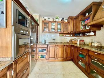 Ático en venta en Dénia, Les Bassetes El Marjal. ltpgtOs presentamos este precioso Aacutetico en la hermosa ciudad de Denia, en la provincia de Alicante, a 150 metros del mar, est. Áticos.