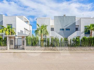 Ático en venta en Avenida de Baleares, Torre Vieja - Jardín